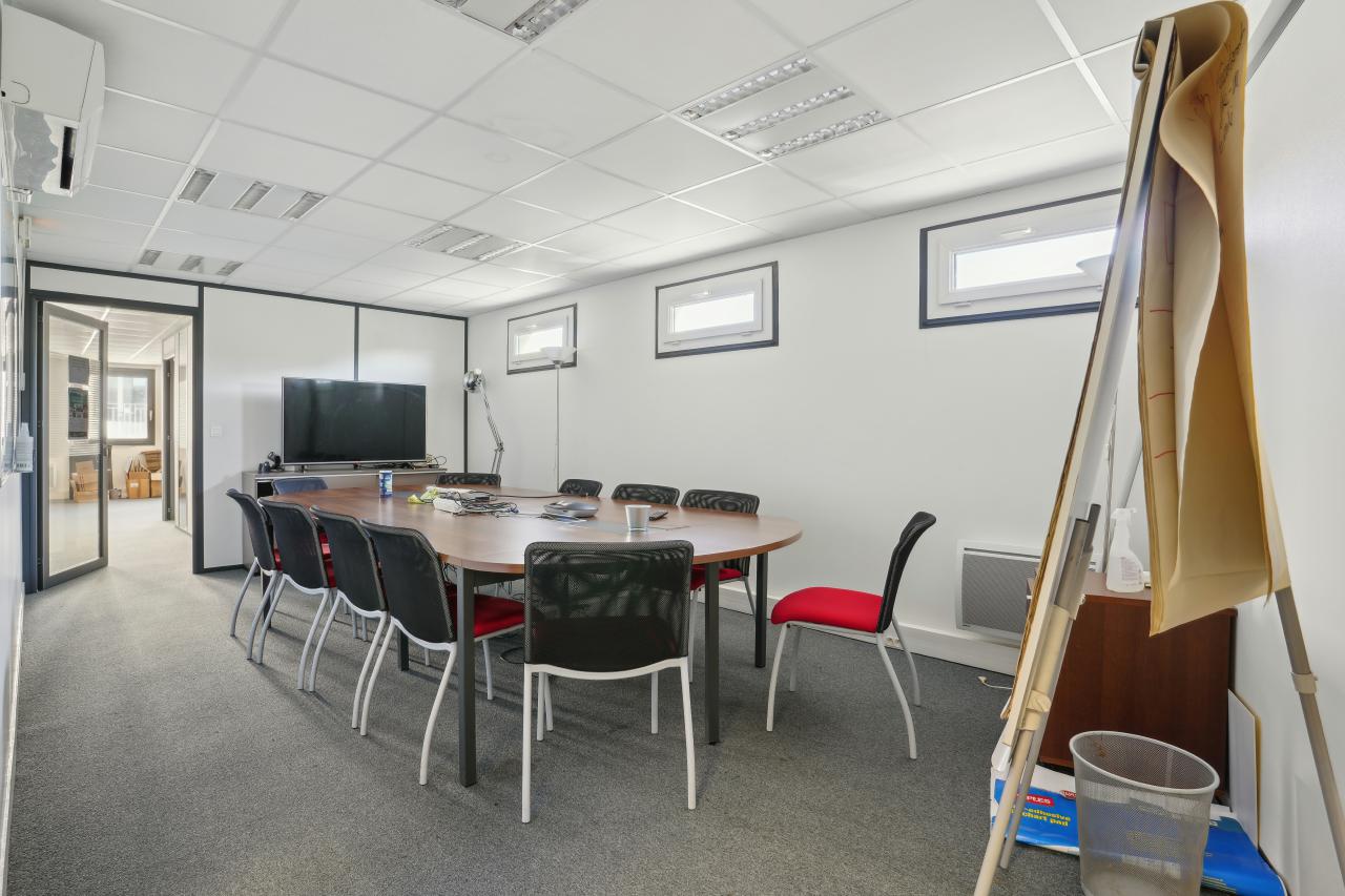 Bureau Clichy 109m² Location bureau Clichy Hauts-de-Seine OLBUR2315022 10